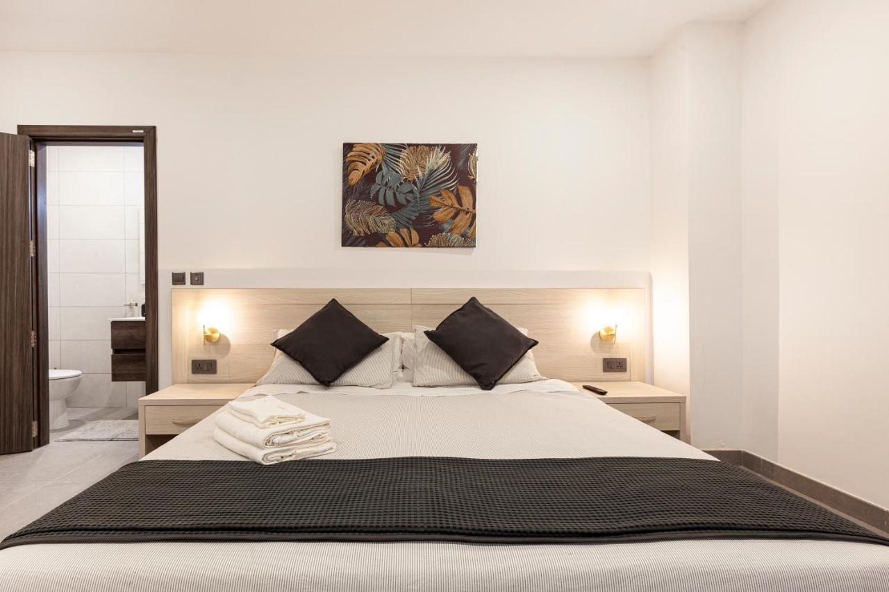 Charming,Comfortable And Centrally Located Group Accomodation Gzira Exterior foto