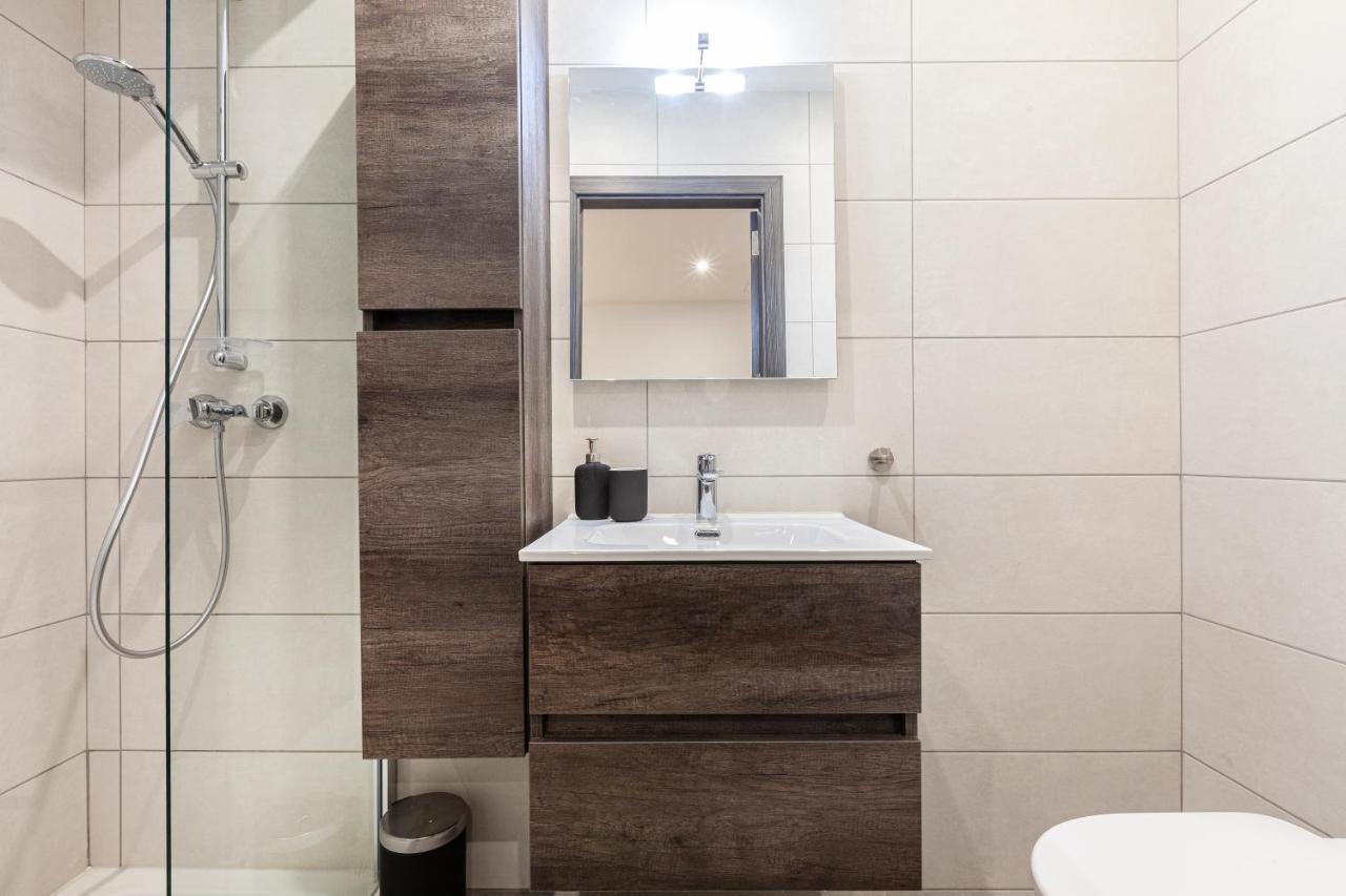 Charming,Comfortable And Centrally Located Group Accomodation Gzira Exterior foto