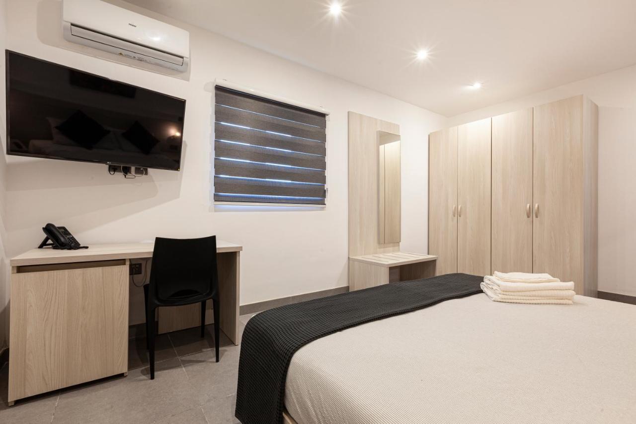 Charming,Comfortable And Centrally Located Group Accomodation Gzira Exterior foto