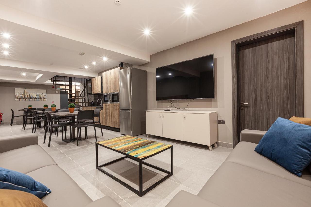 Charming,Comfortable And Centrally Located Group Accomodation Gzira Exterior foto